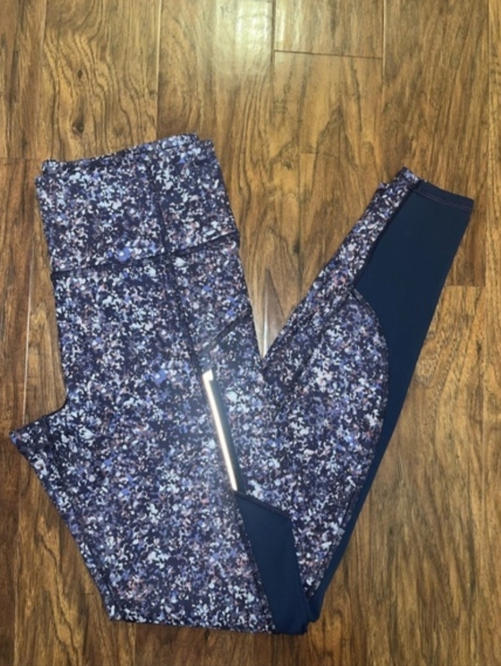 Athleta Women's Rainier Purple Printed Mesh Tight Size Medium Tall MT
